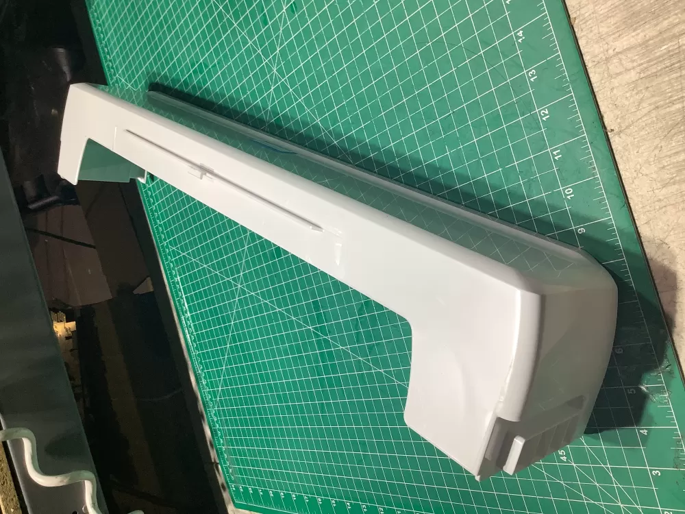 Electrolux 5304519703 Refrigerator Bin Door AZ146740 | SL163