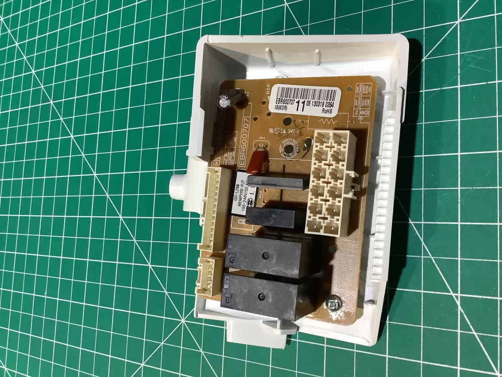 LG EBR60070711 Refrigerator Control Board AZ131843 | NR2297