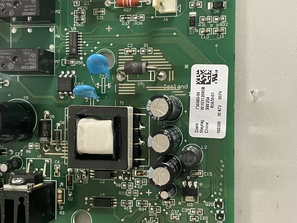 Whirlpool Maytag W10312695B Refrigerator Control Board AZ120776 | KM1933