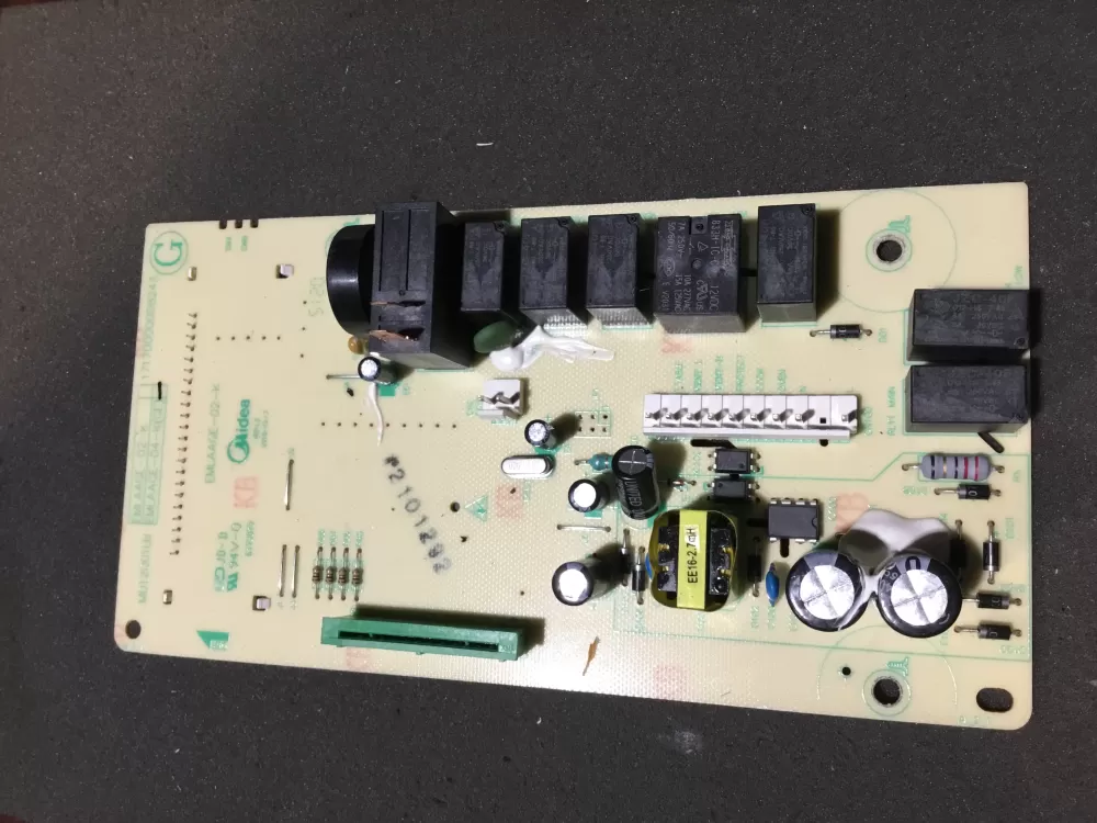 GE MD12001LB Microwave Control Board  AZ88636 | NR1138