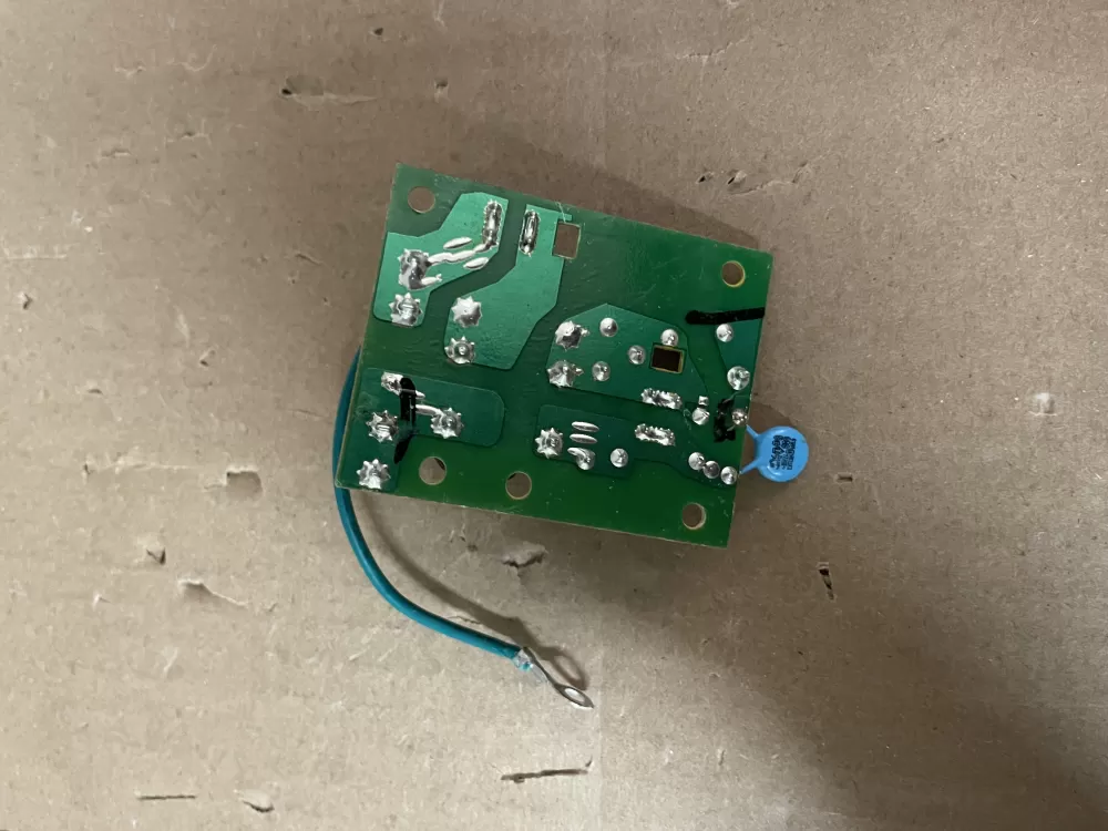 LG EAM35001888 Microwave Control Board Noise Filter AZ91050 | KM701