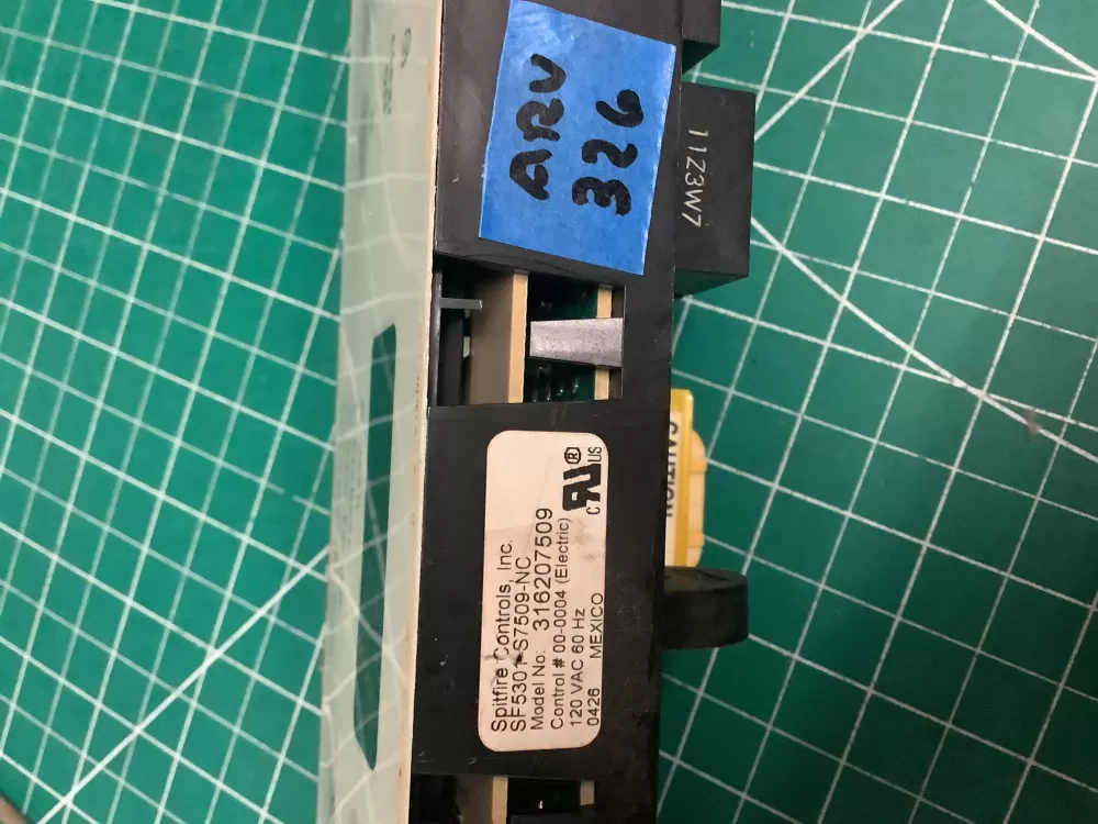 Frigidaire 316207529 Range Oven Display Control Board AZ208456 | ARV326