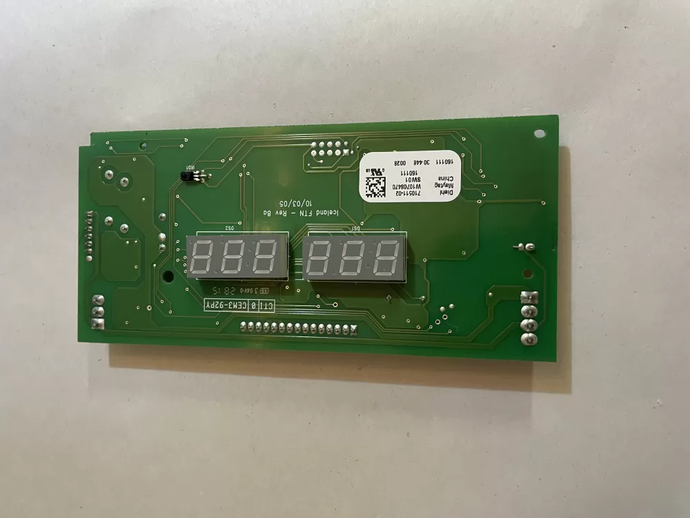 Maytag W10799818  AP5983658  W10708470  710511-02 Refrigerator Control Board