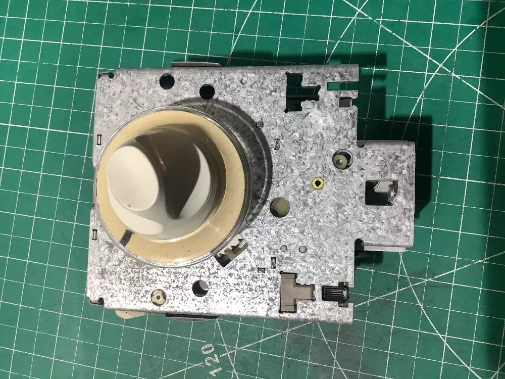 Washer timer 3351737B AZ196064 | AR151.       