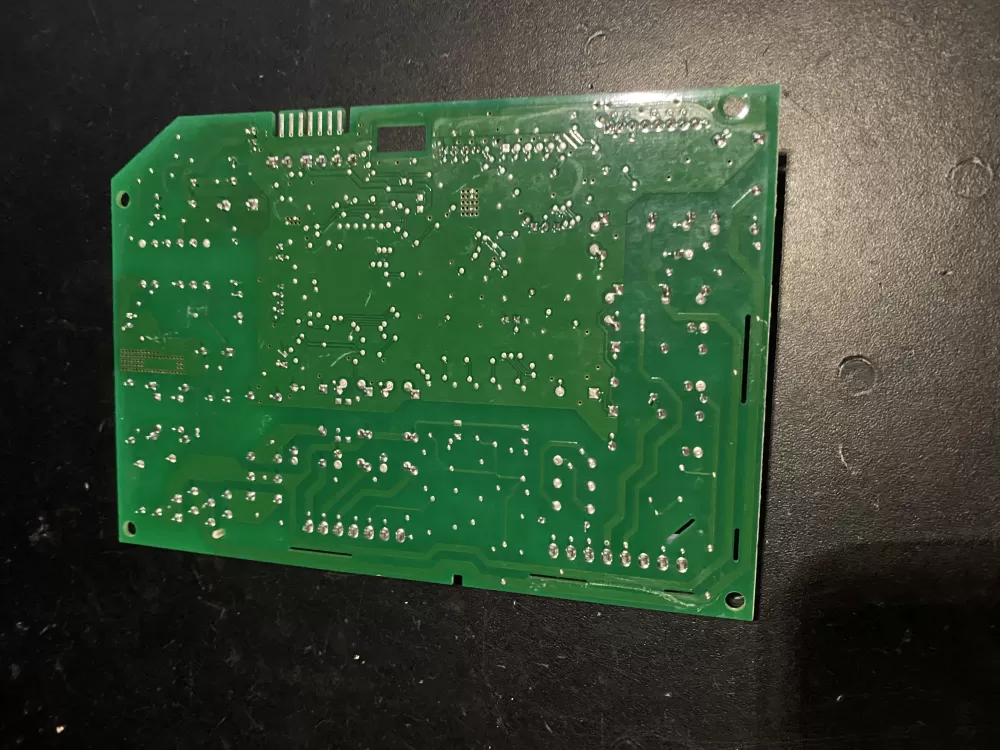 Whirlpool Maytag Amana W10438707 Refrigerator Control Board AZ24654 | BK438