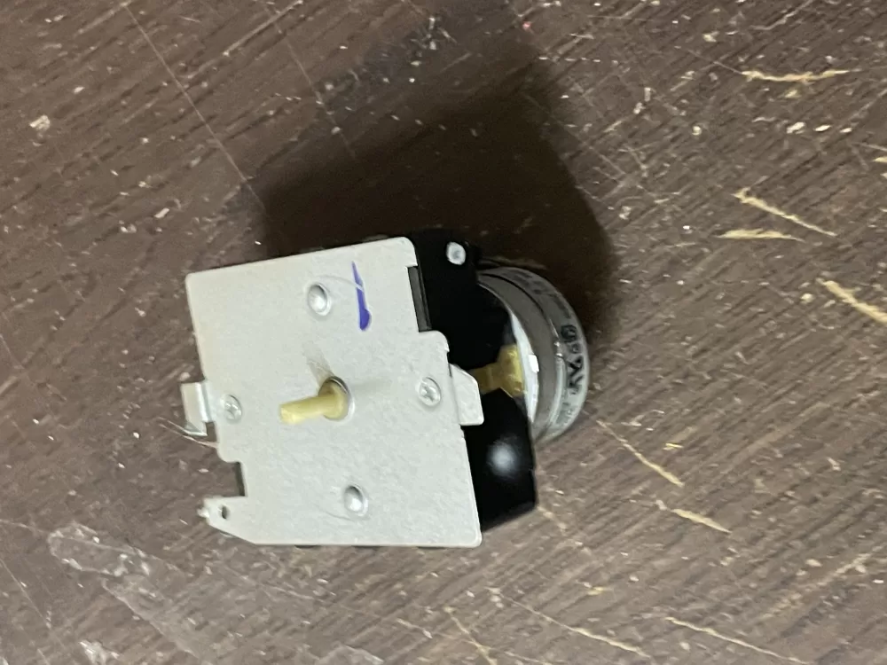 GE 212D1233P013 WE4M365 Dryer Timer