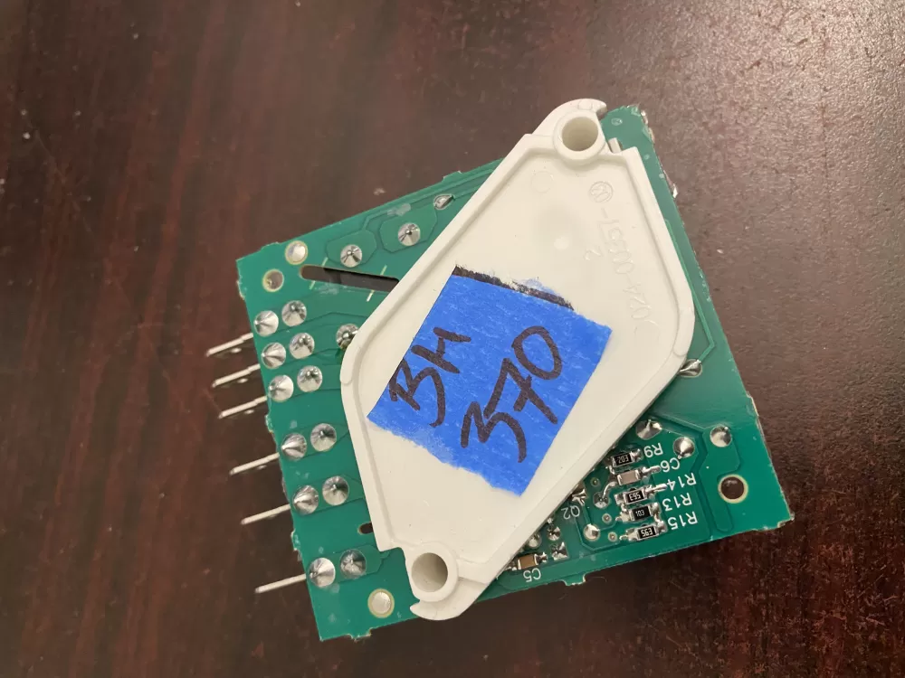 Whirlpool Maytag KitchenAid Refrigerator Control Board Defrost AZ37112 | BK370