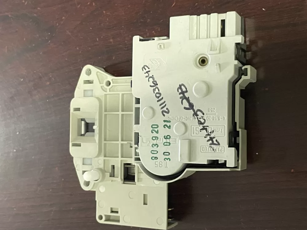 SpeedQueen 803920 Washer Door Lock AZ98546 | Wm1612