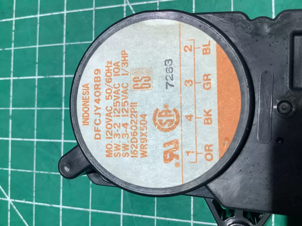 GE WR9X504 Refrigerator Defrost Timer AZ144727 | AR2376