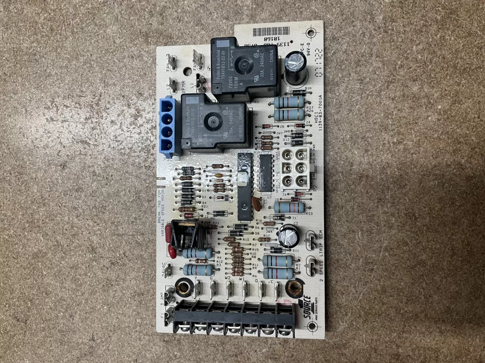 York  Coleman 1139-700 1139-83-7002 10160 Furnace Control Board