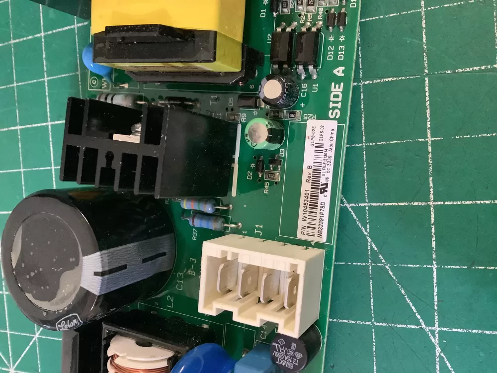 Whirlpool Maytag KitchenAid Kenmore Refrigerator Control Board AZ196257 | NR305