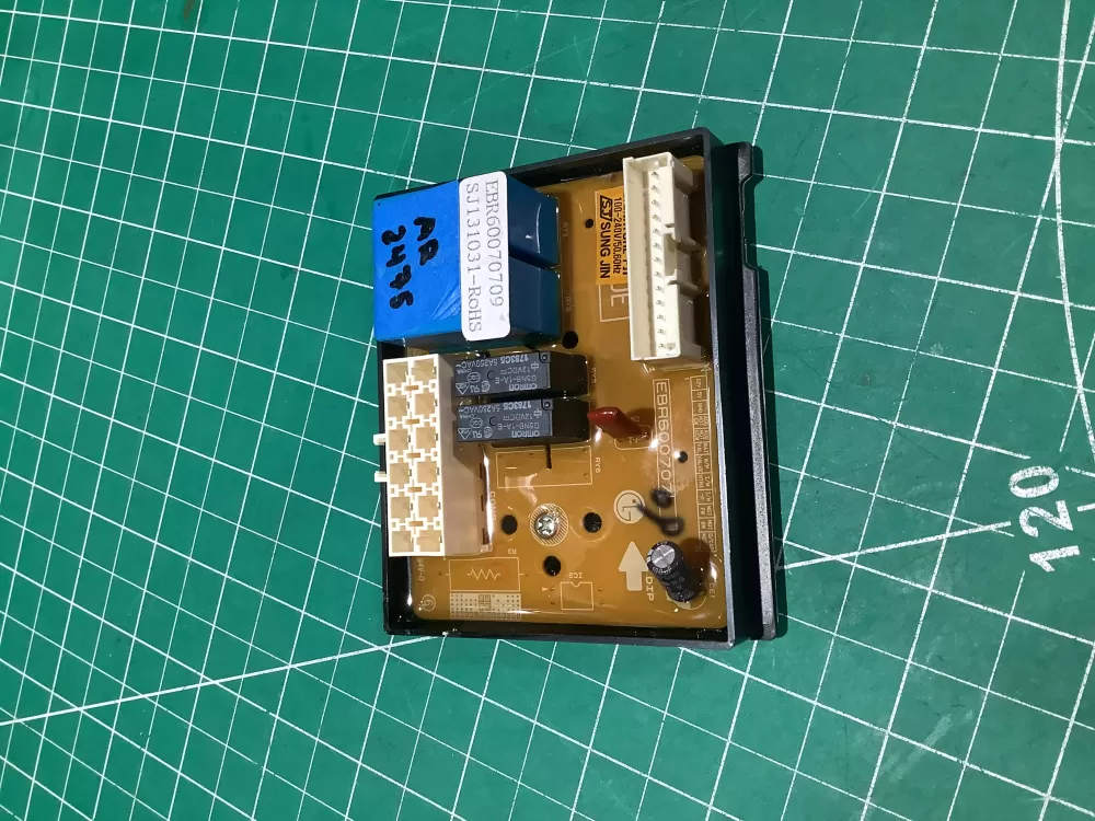 Kenmore LG EBR60070709 Refrigerator Control Board AZ185269 | AR2475