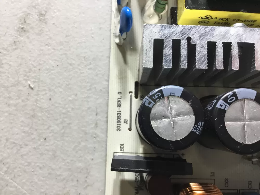 GE WR55X31984 Refrigerator power supply board AZ47516 | NR570