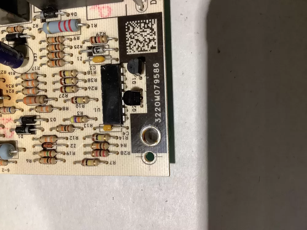 Goodman PCBDM133S Defrost Control Board AZ178143 | BG671