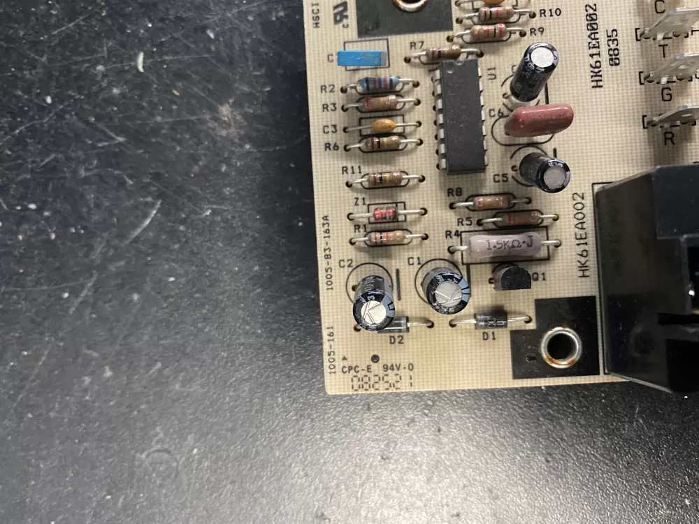 Carrier Bryant Goodman 1005 83 163A Hk61ea002  Control Board AZ17444 | BK832