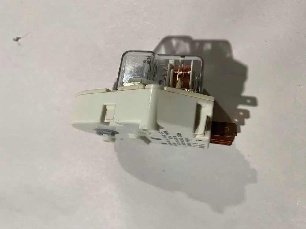 Whirlpool Kenmore W10822278 Refrigerator Defrost Timer AZ141968 | BK2388