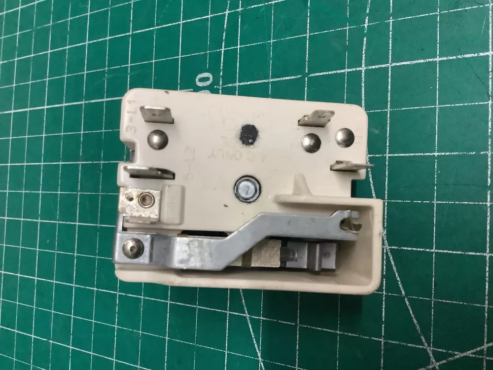 GE Hotpoint Wb24t10029 Range Switch Infinite AZ202176 | SL127
