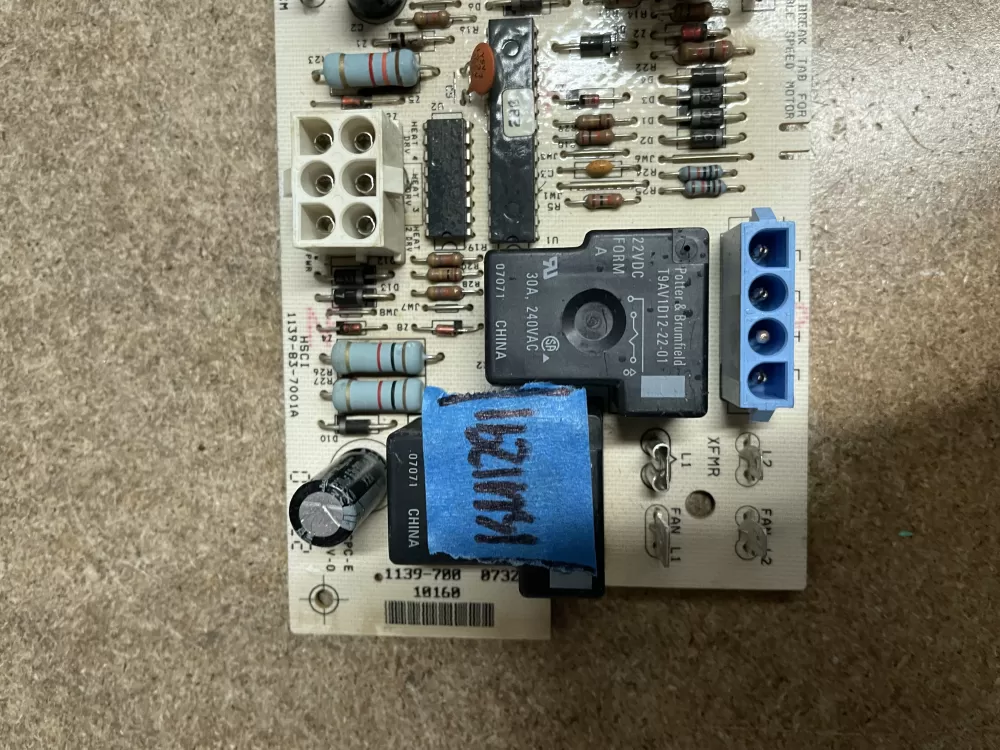 York Coleman 1139-700 1139-83-7002 Furnace Control Board AZ17620 | KM1291