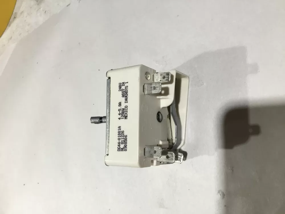 Samsung DG44 01001A Range Switch AZ102290 | SL120