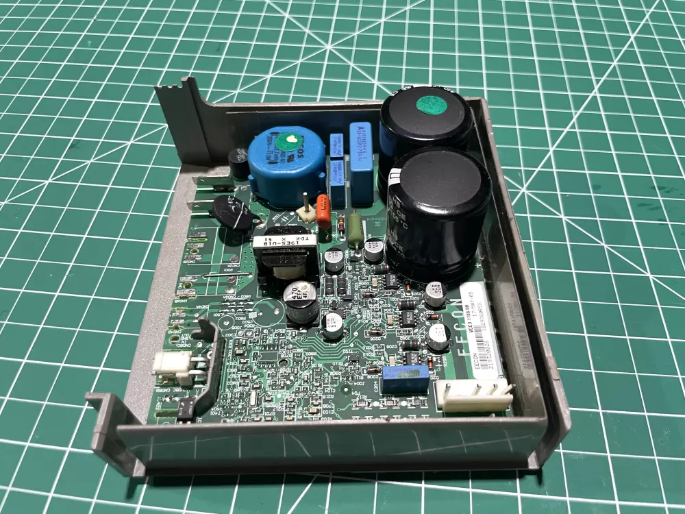 GE 219320026 Refrigerator Control Board Circuit AZ129385 | Wm648