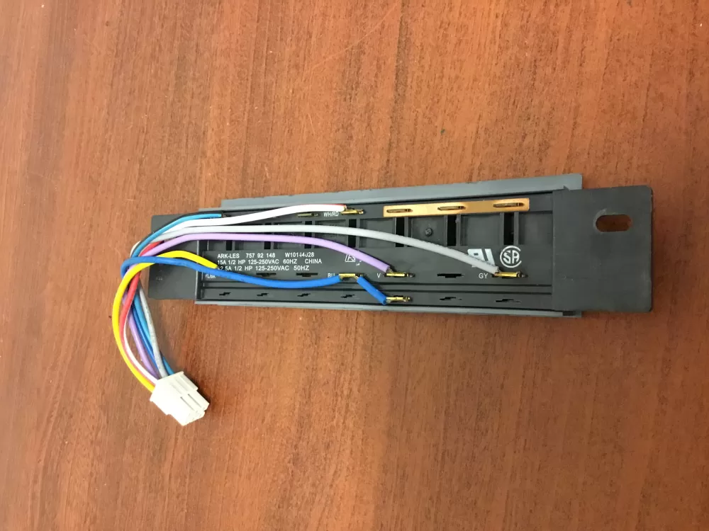 Maytag W10181070 W10144028 Refrigerator Control Board Dispenser AZ35337 | NR243