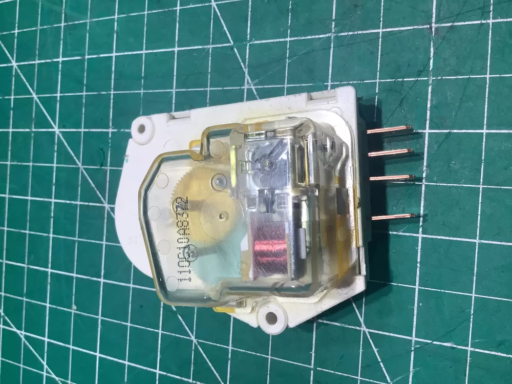 Whirlpool Kenmore W10822278 Refrigerator Defrost Timer AZ143366 | AR677
