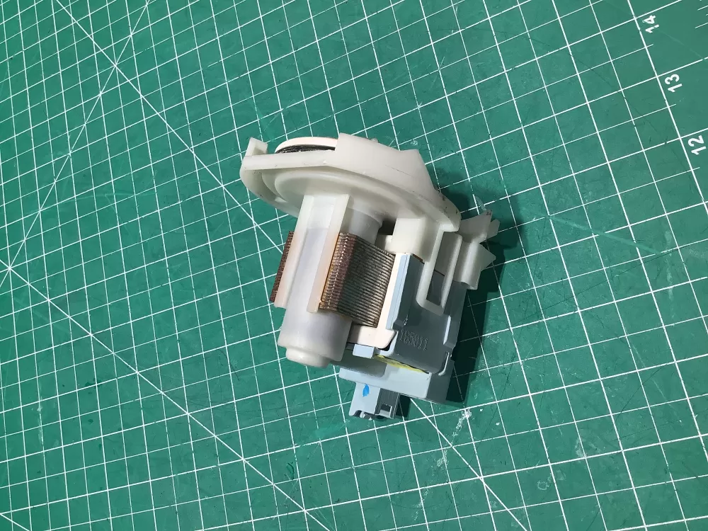 Whirlpool Washer Drain Pump WPW10348269 AZ142154 | SL271