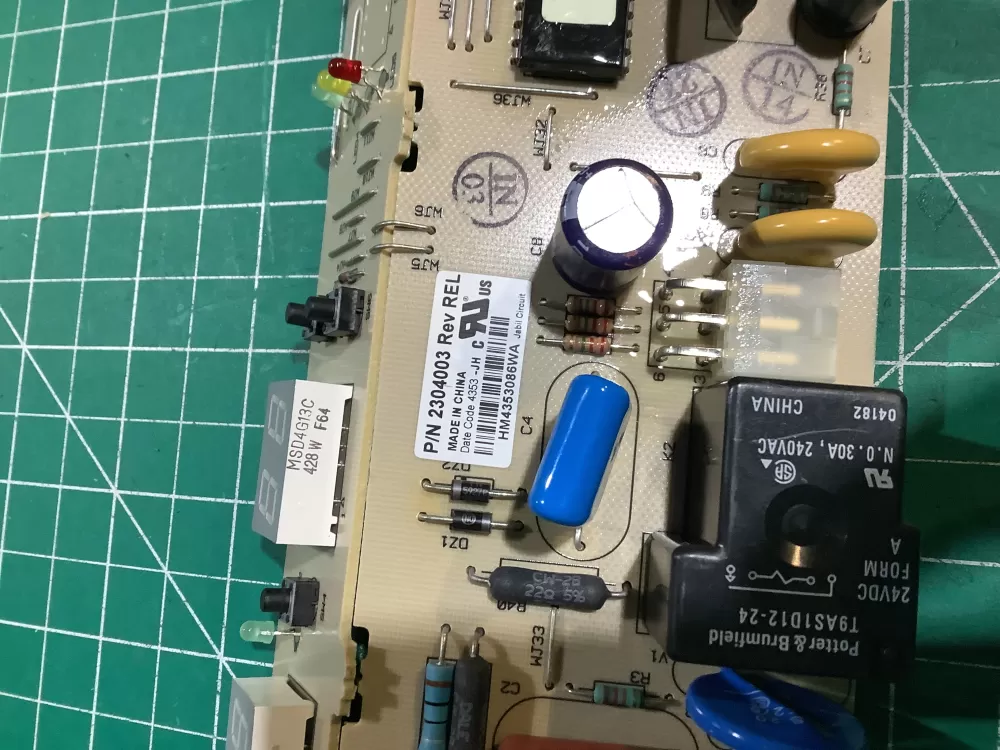 Kenmore 2304003 Refrigerator Control Board AZ162051 | NR162