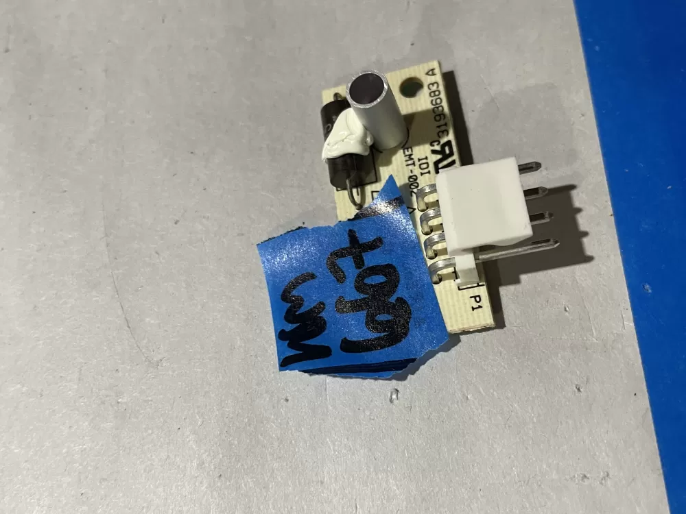 Refrigerator Control Board 3300704 AZ189419 | Wm667