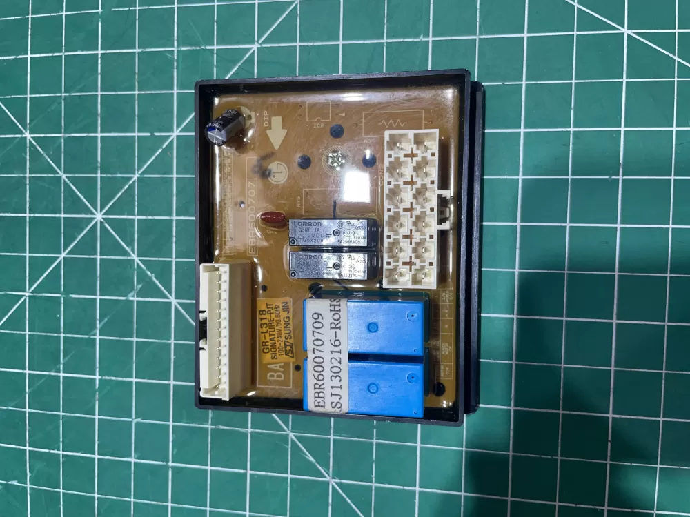 Kenmore  LG EBR60070709 Refrigerator Control Board