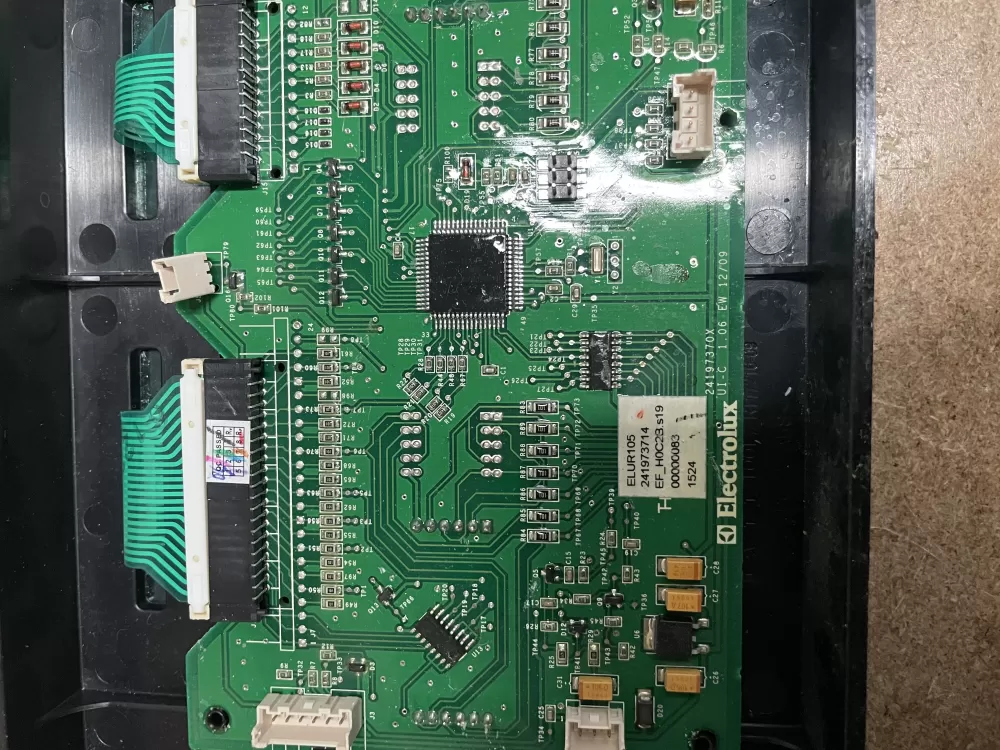 Frigidaire Electrolux Refrigerator Control Board AZ24029 | KM756