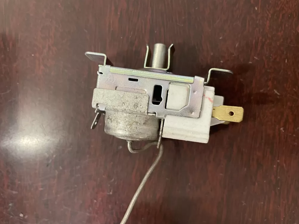 Westinghouse PS8769007 Thermostat Cold Control AZ36121 | KM148