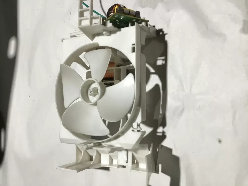 LG OEM-0905X1 Microwave Cooling Fan Motor AZ100764 | Sl61