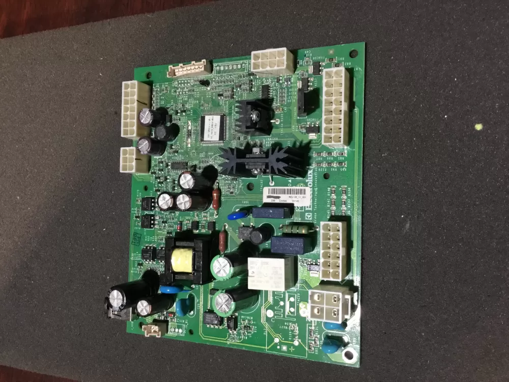 A90021450C Frigidaire Refrigerator Board - Control