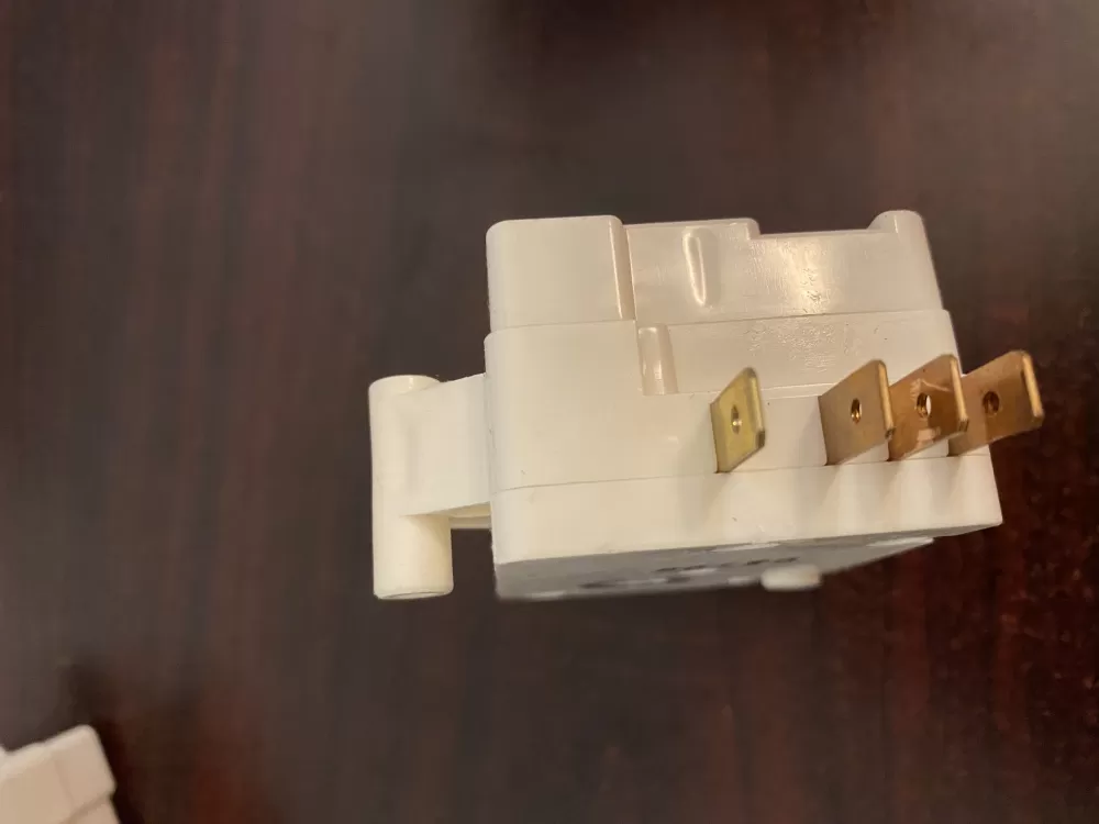 GE WR9X502 AP2061708 Refrigerator Defrost Timer AZ32145 | BK1678