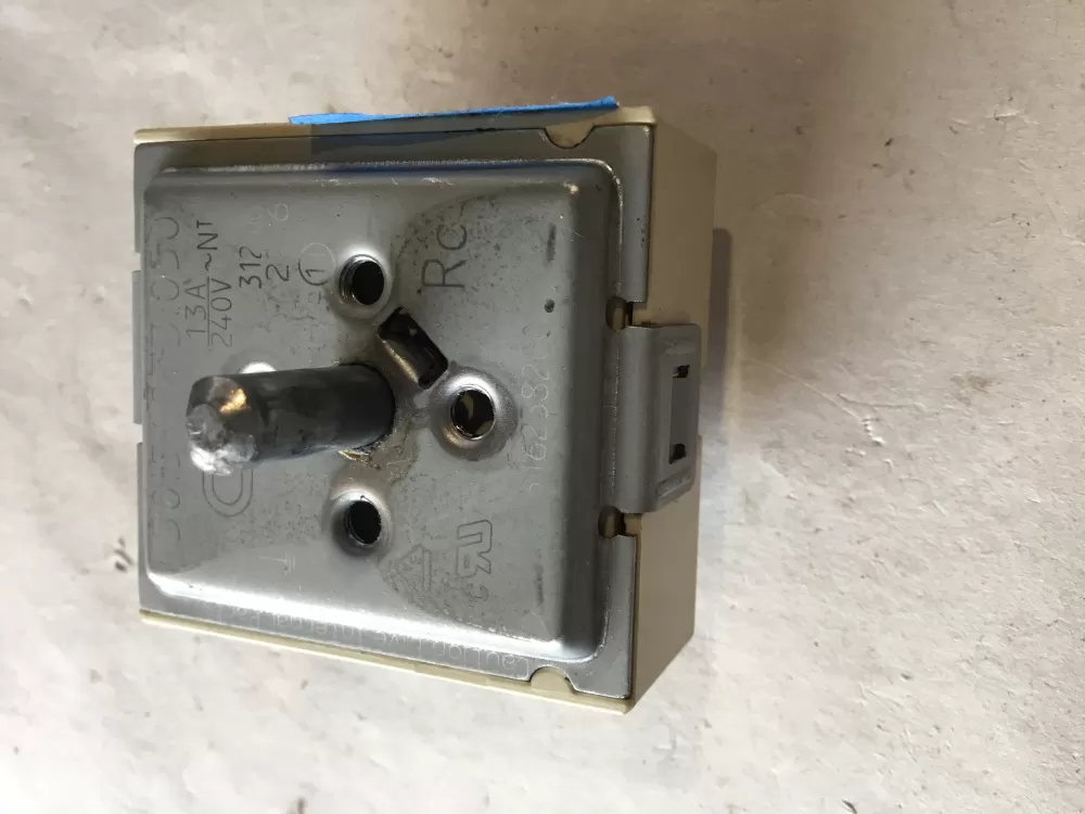 Kenmore 316238200 Range Infinite Burner Control Switch AZ150279 | SL215