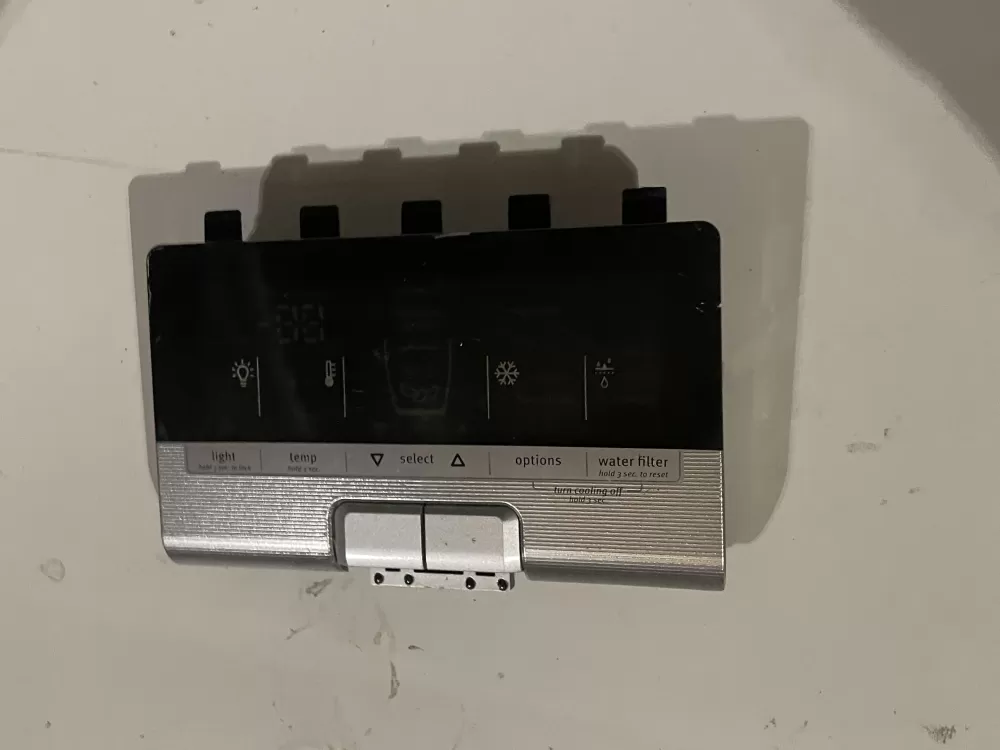 Maytag w10549071 Refrigerator Control Board Dispenser Light AZ32025 | Wm107
