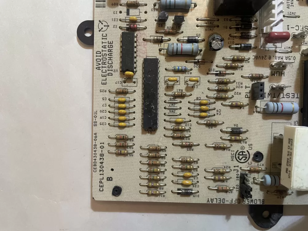 Carrier Bryant CEPL130438-01 Furnace Circuit Control Board AZ118440 | KM2036