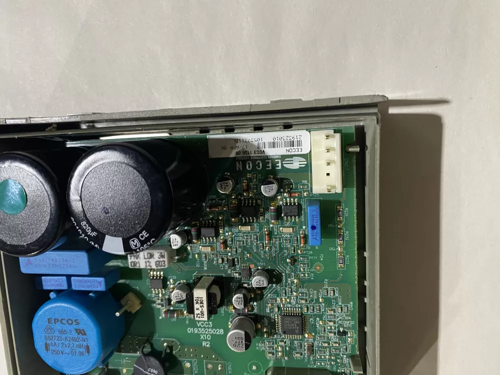 GE Refrigerator 219323010 Main Control Board AZ202283 | BK2295