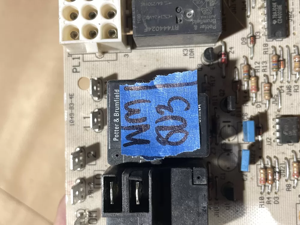 Carrier Bryant CES0110074 01 Furnace Control Board Circuit AZ73460 | Wm803