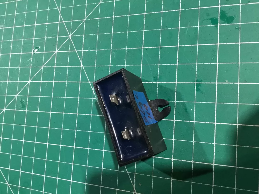 Kelvinator Crosley 1465079 Refrigerator Capacitor AZ157985 | SL119