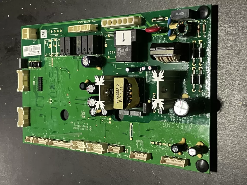 GE  Hotpoint 197D8501G503 EBX1425P001 Refrigerator Control Board