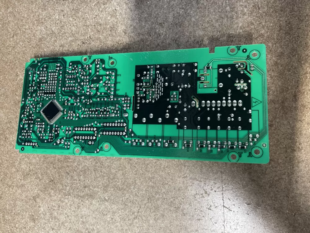 Frigidaire Microwave Oven Control Board EMLAA9L-10-K AZ16988 | KM1495