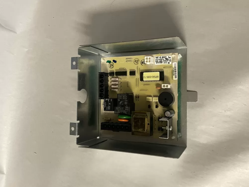Whirlpool Maytag 2203076 Refrigerator Control Board