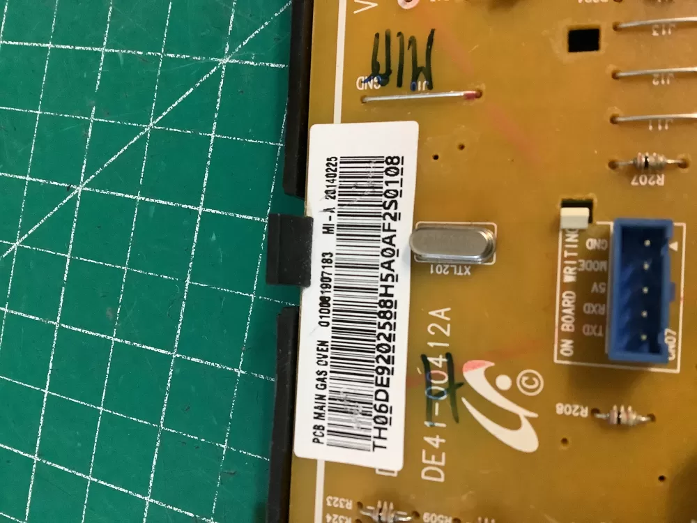 Samsung DE92-02588H Range Control Board AZ230007 | NR175