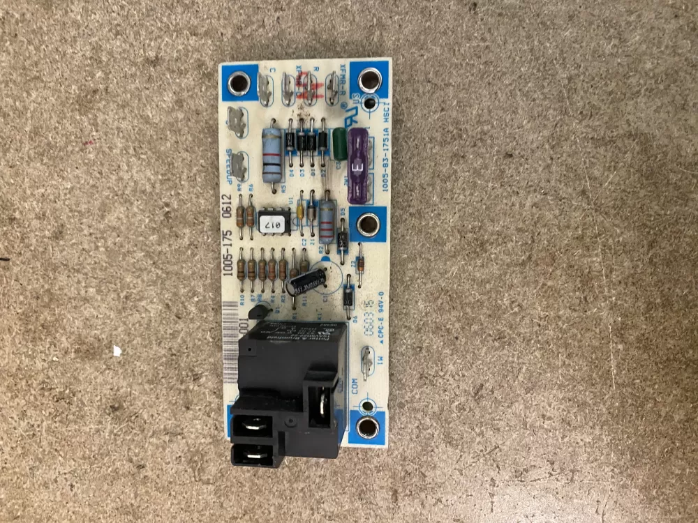  1005 83 1751A 175 0526  Blower Circuit Used Control Board AZ73371 | BK991