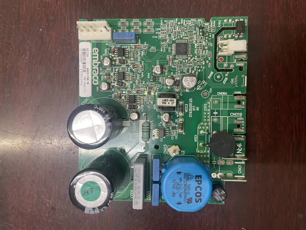 GE Whirlpool 19 52 Refrigerator Control Board Compressor Unit AZ33703 | KM1686