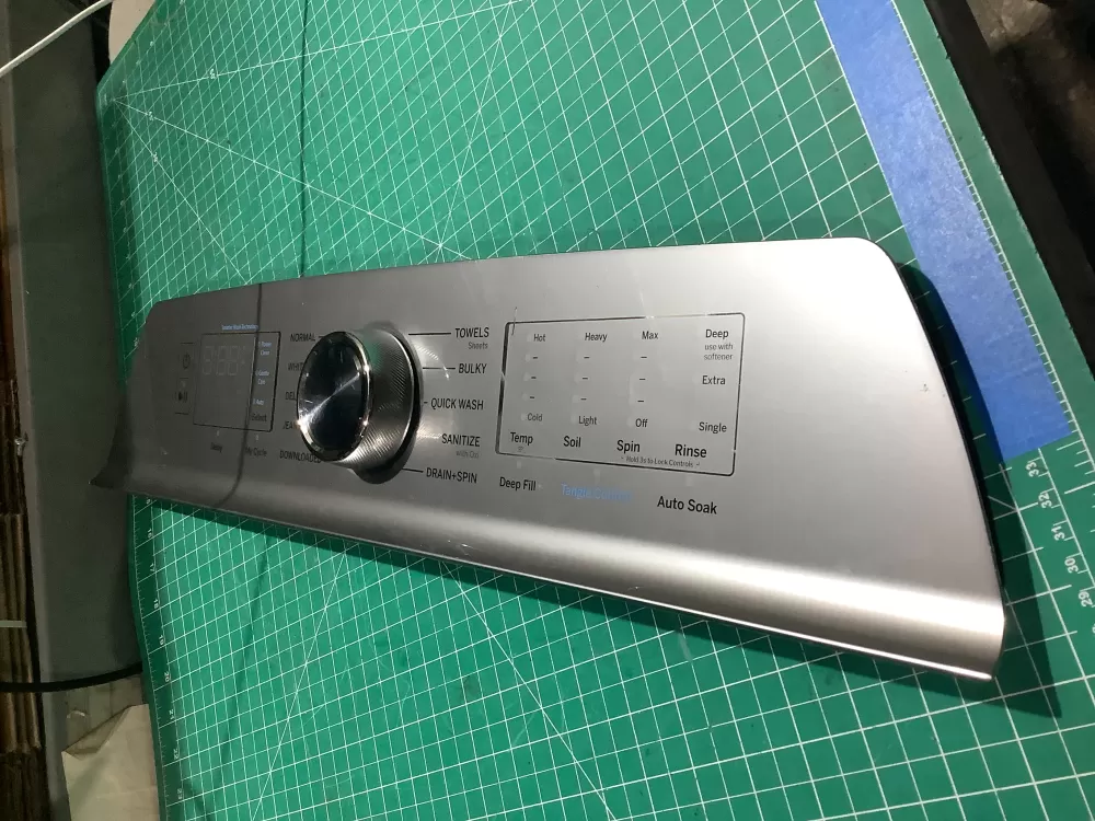 WH10X32875 GE Washer Control With Knob Collar