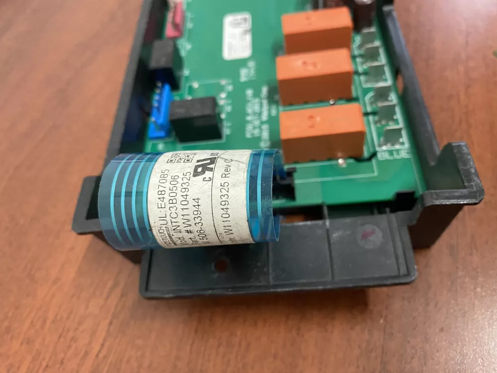 Whirlpool W11038142 W11175526 Range Control Board AZ38775 | BKV382