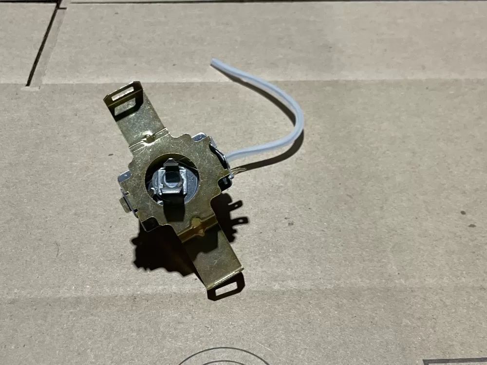 Kenmore W10610070 Refrigerator Control Board Thermostat AZ117578 | Wm2174